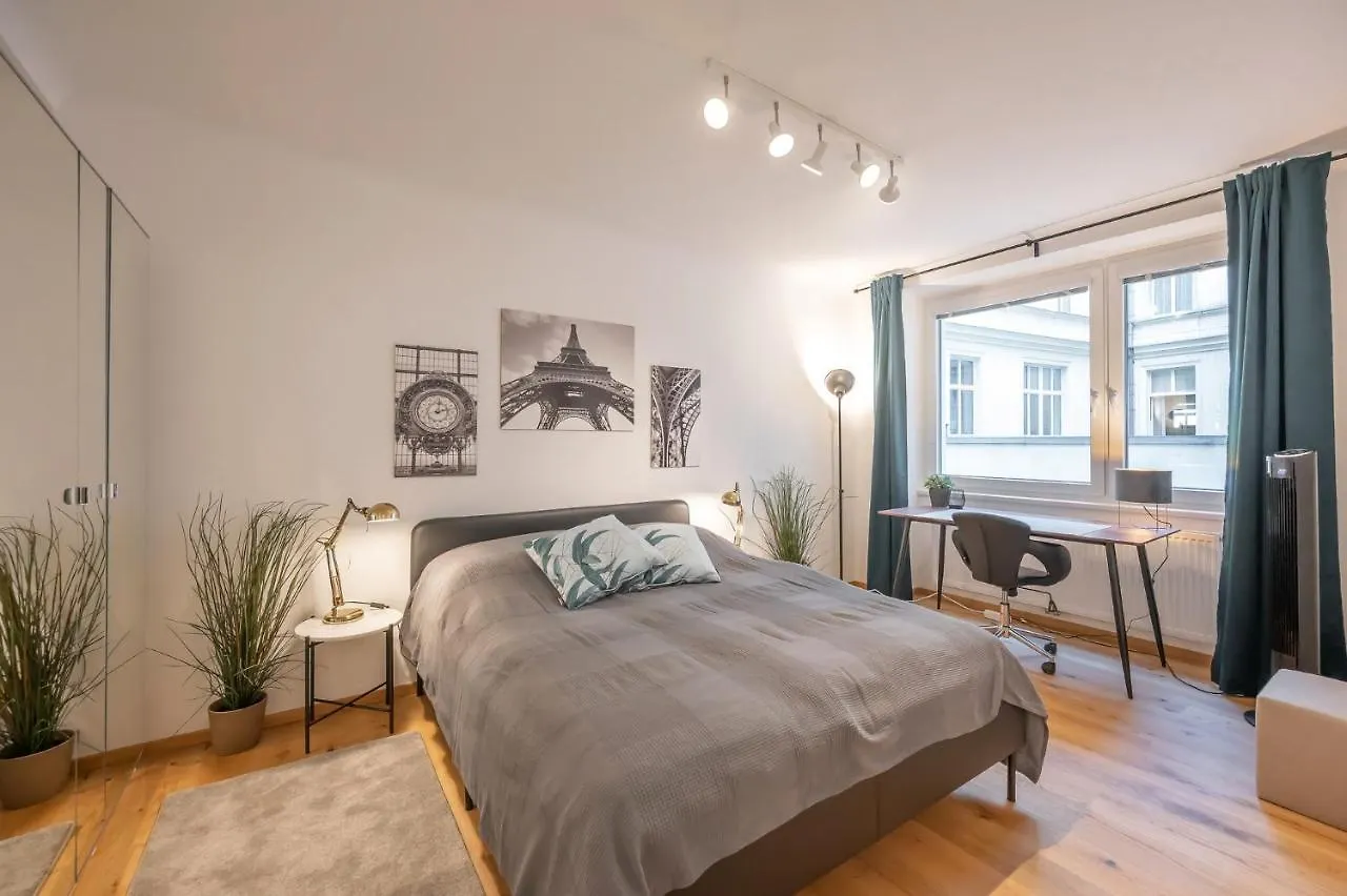 Modern City Center Apartment Vienna Austria
